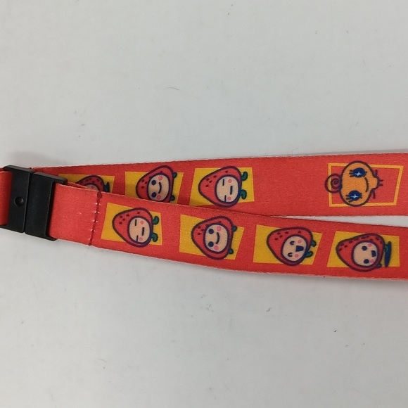 Tamagotchi Lanyard Gotchi Original Vintage Leash Lama Itchigotchi Strawberry - Picture 3 of 4